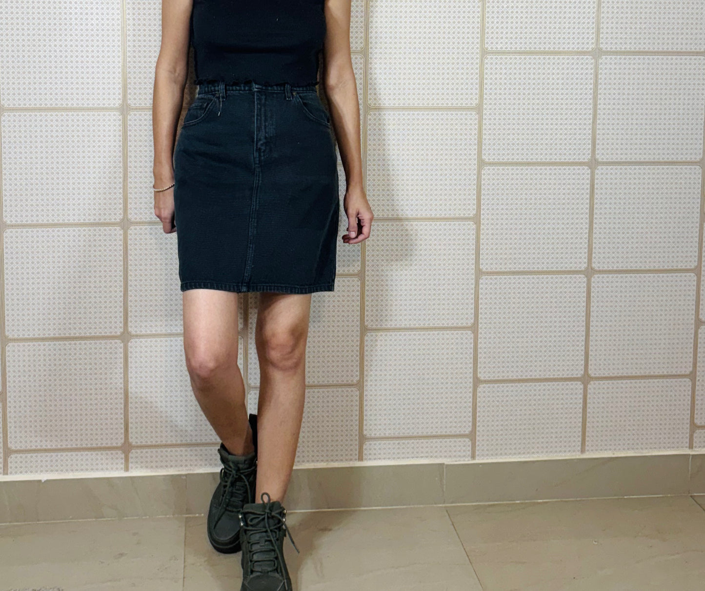 Mocha Flow High-Waist Skirt