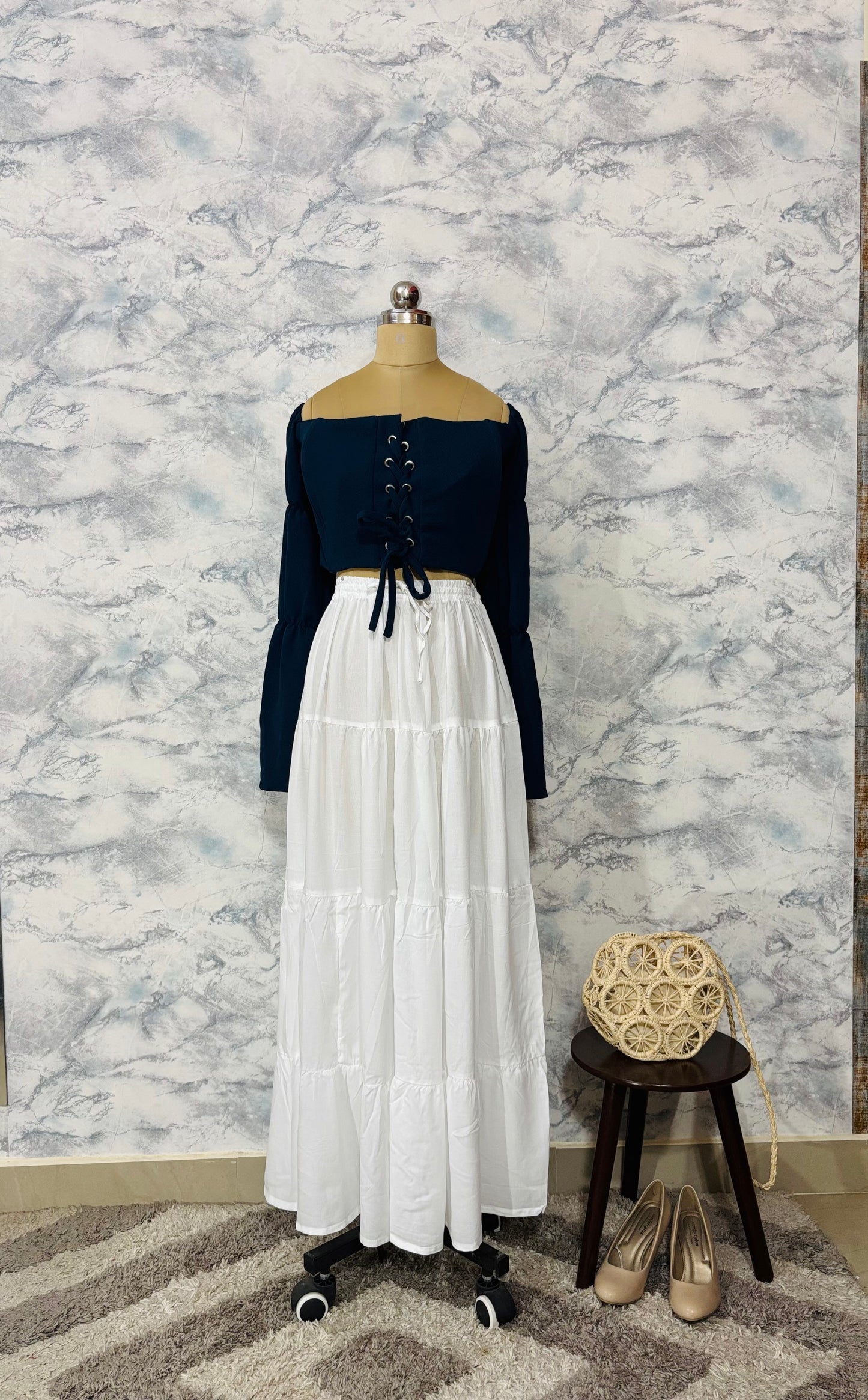 Blue and white set